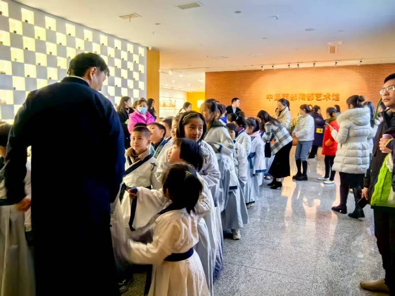 文化赋能：丰镇市魔创文旅挖掘城市文化资源的实践探索